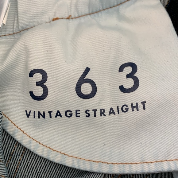 Lucky Brand 363 Vintage Straight Leg Jean - Picture 14 of 16